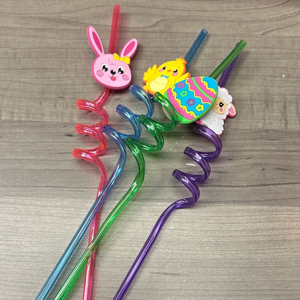 ❣️5|$25❣️Easter basket fillers 4 Colorful Easter Themed Swirly Straws